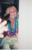 Go away, busted poster!-300211719ihwewg_pht_572.jpg